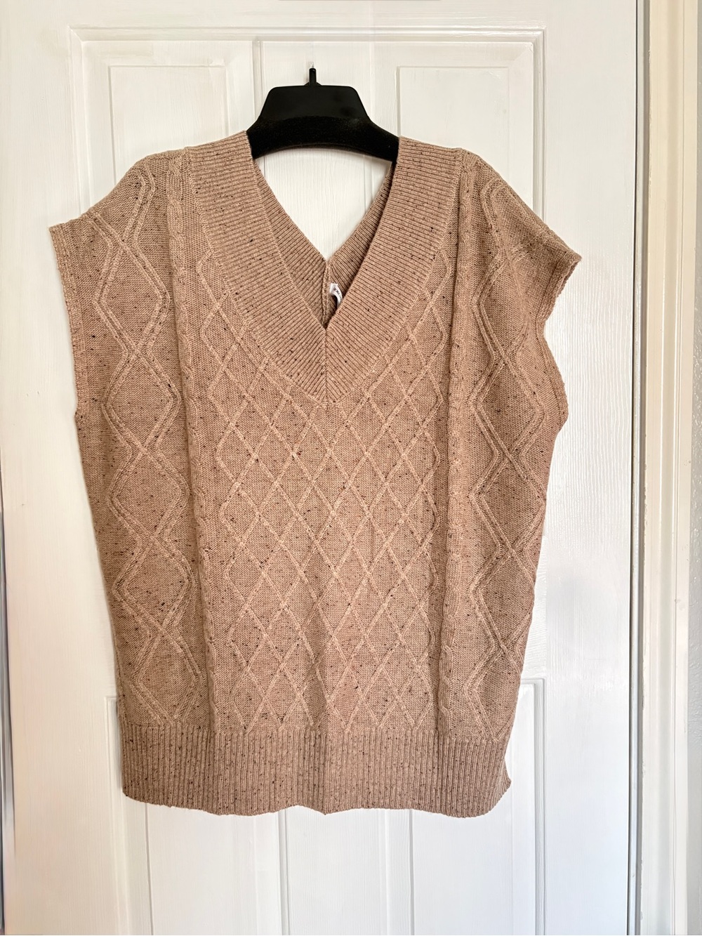 New with tags V-Neck Cable Knit cap sleeve Sweater Vest - Beige